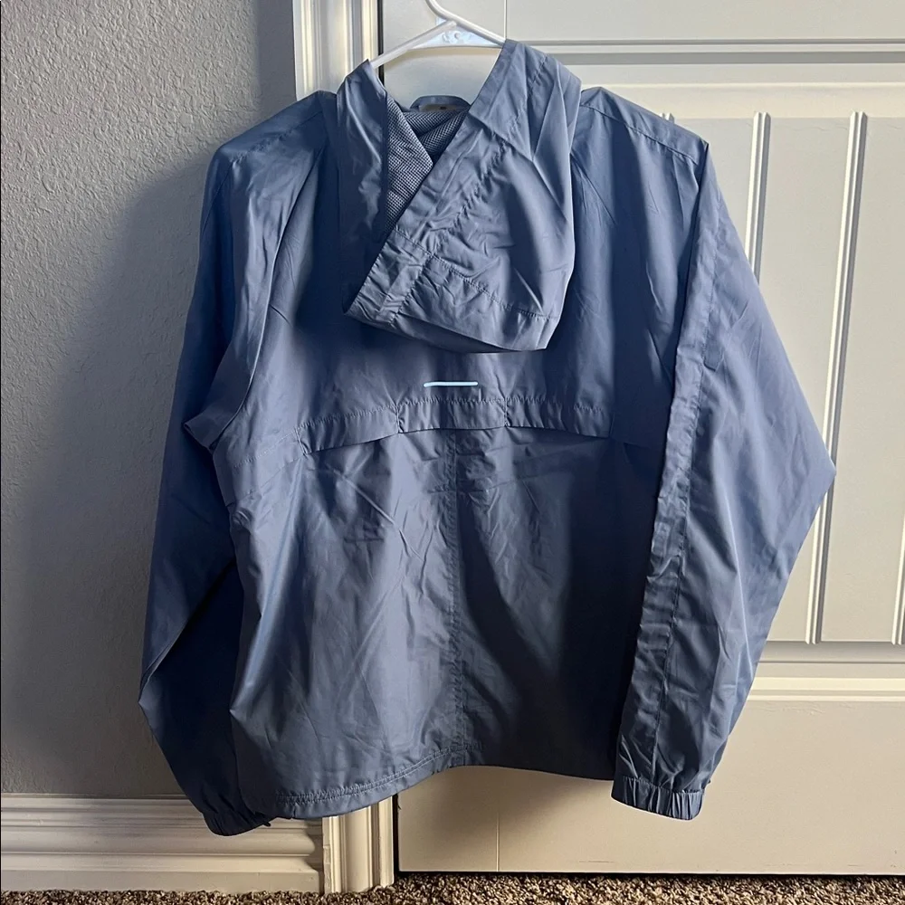 ASICS Running Jacket - Picture 2 of 4